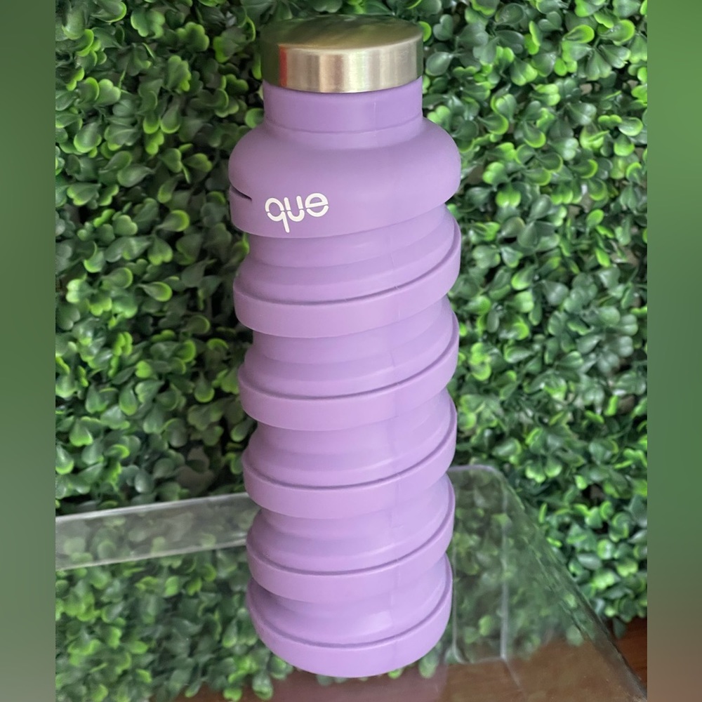 NWT💜QUE Bottle - Fashionable & Collapsible 12oz Water Bottle (Violet Purple)